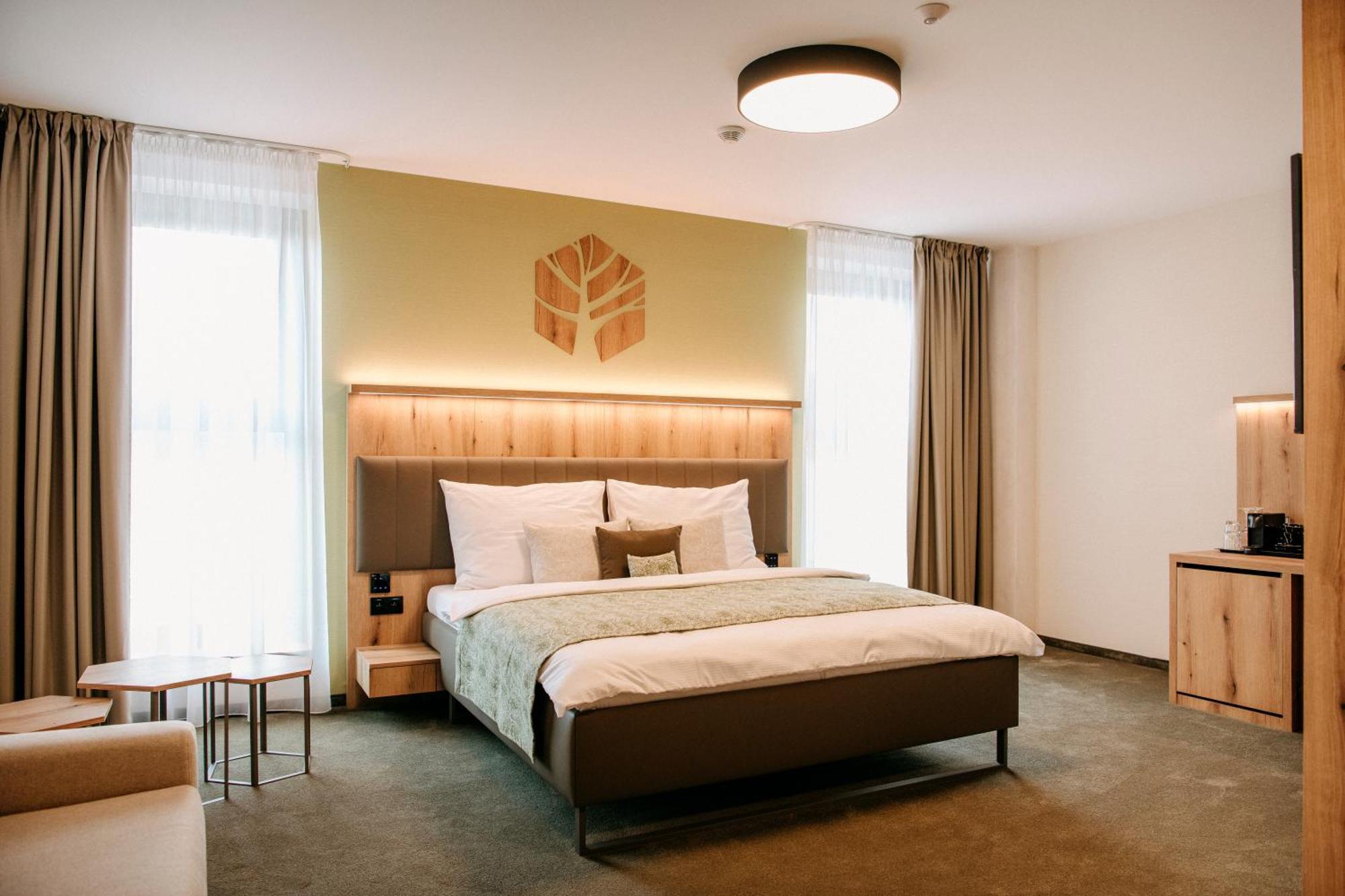 Rm Hotel Wellness & Congress Prievidza Buitenkant foto
